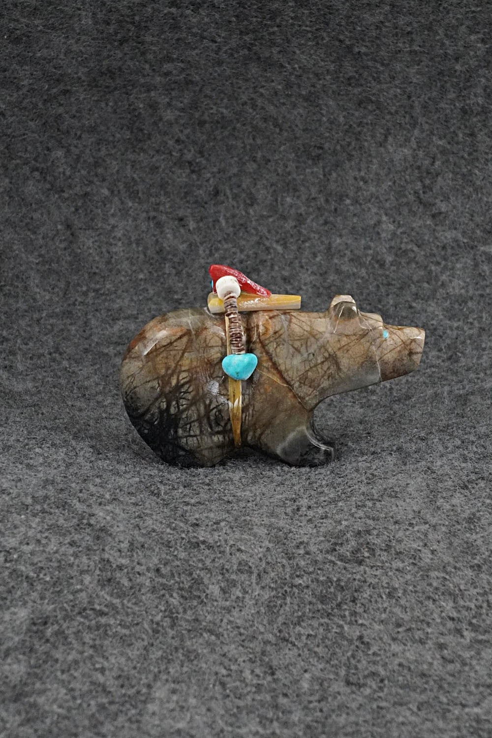 Bear Zuni Fetish Carving - Rodney Laiwakete