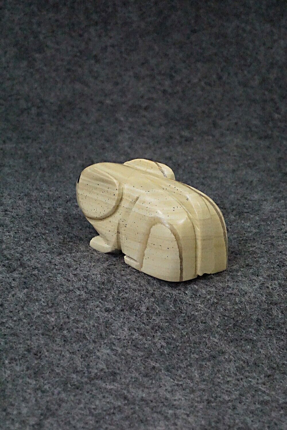 Mouse Zuni Fetish Carving - Alex Tsethlikai