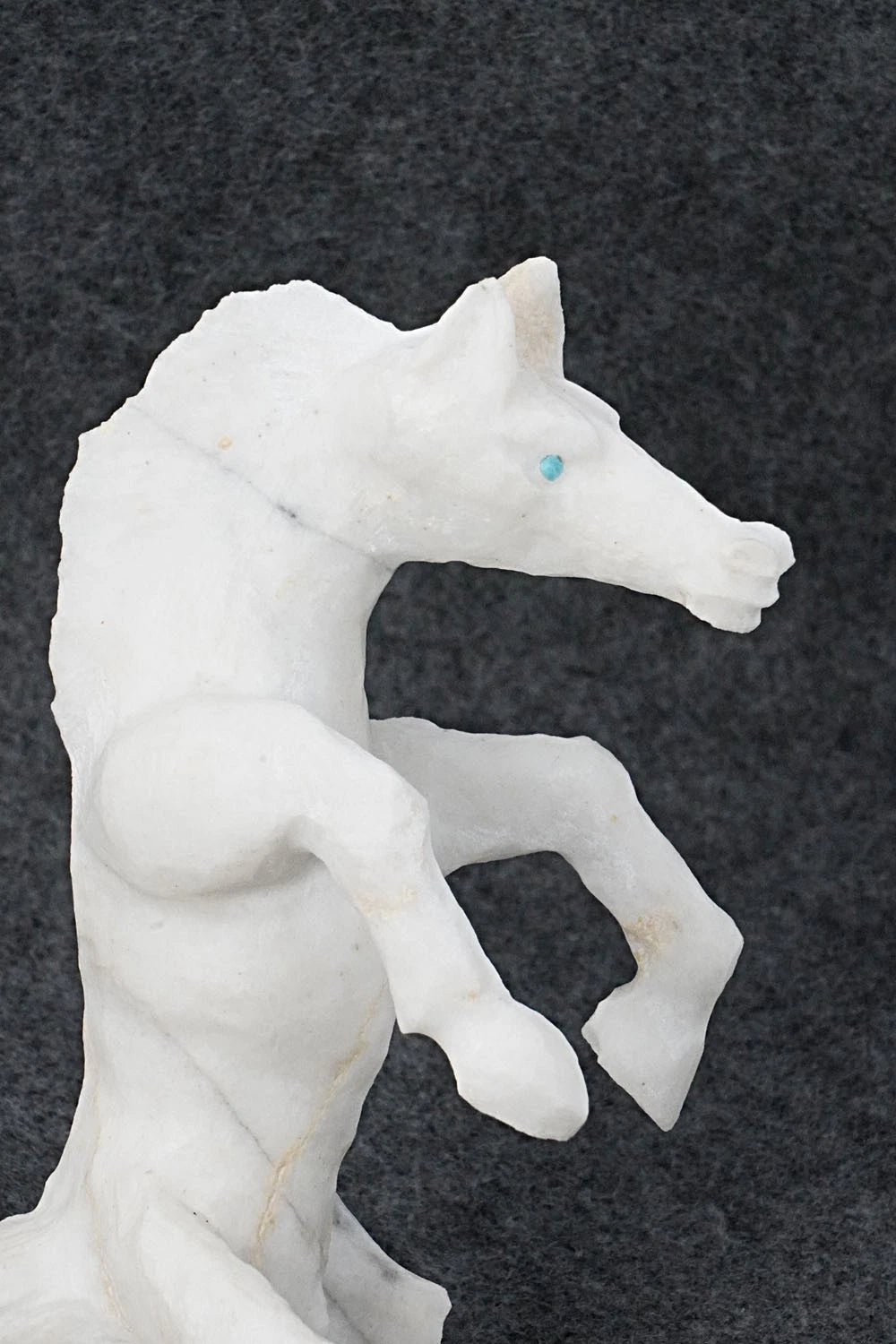 Horse Zuni Fetish Carving - Herbert Him Jr.