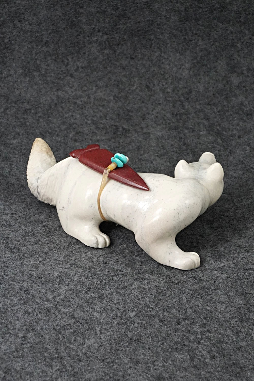 Wolf Zuni Fetish Carving - Albert Eustace