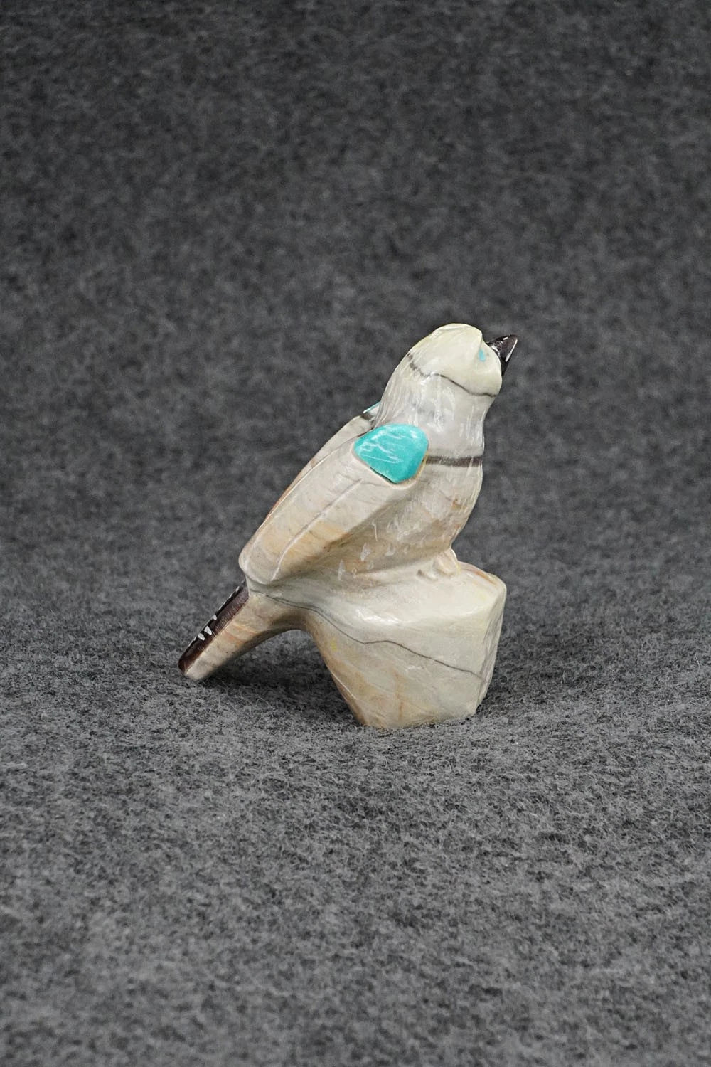 Bird Zuni Fetish Carving - Freddie Leekya