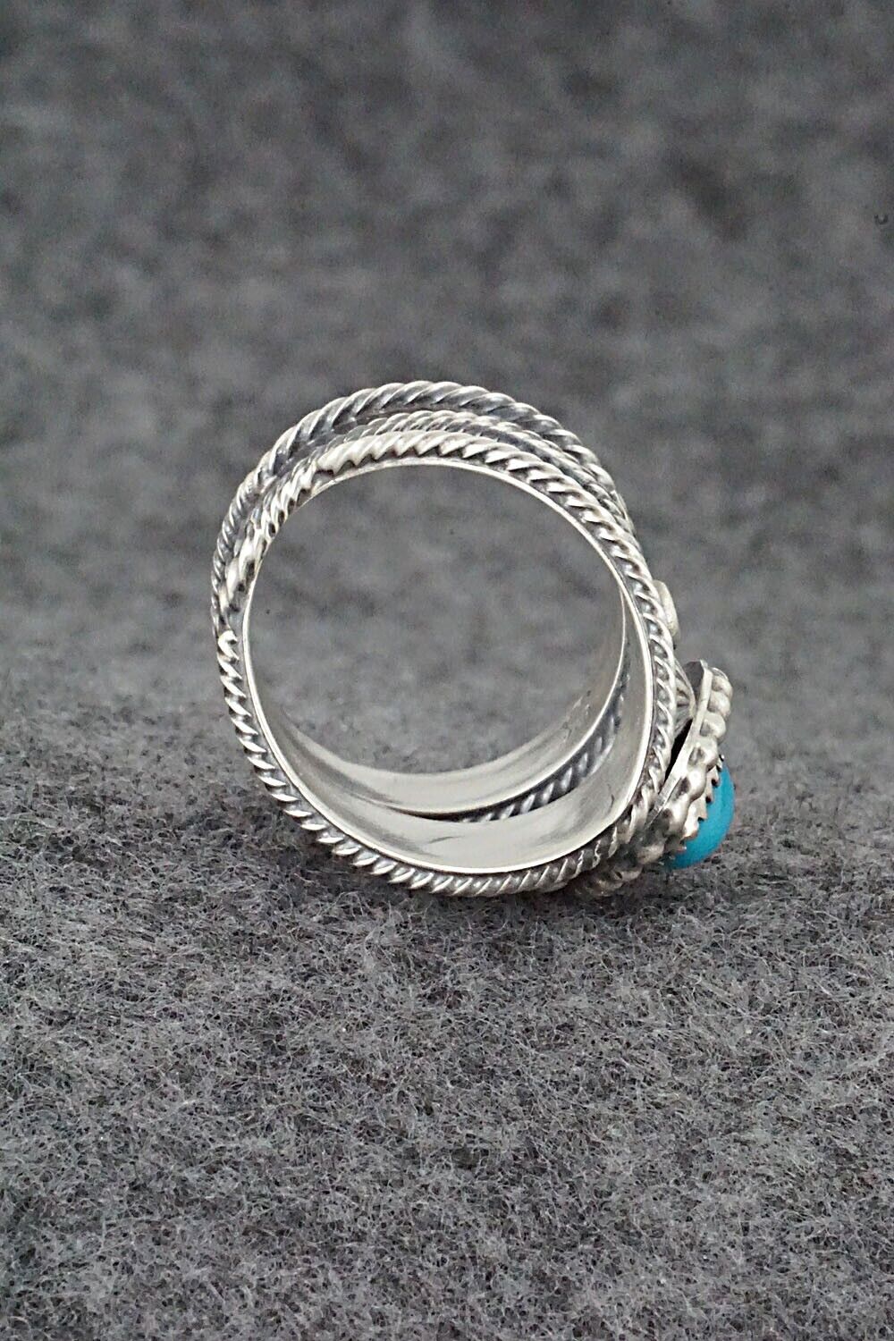 Turquoise & Sterling Silver Ring - Tom Lewis - Size 6.75