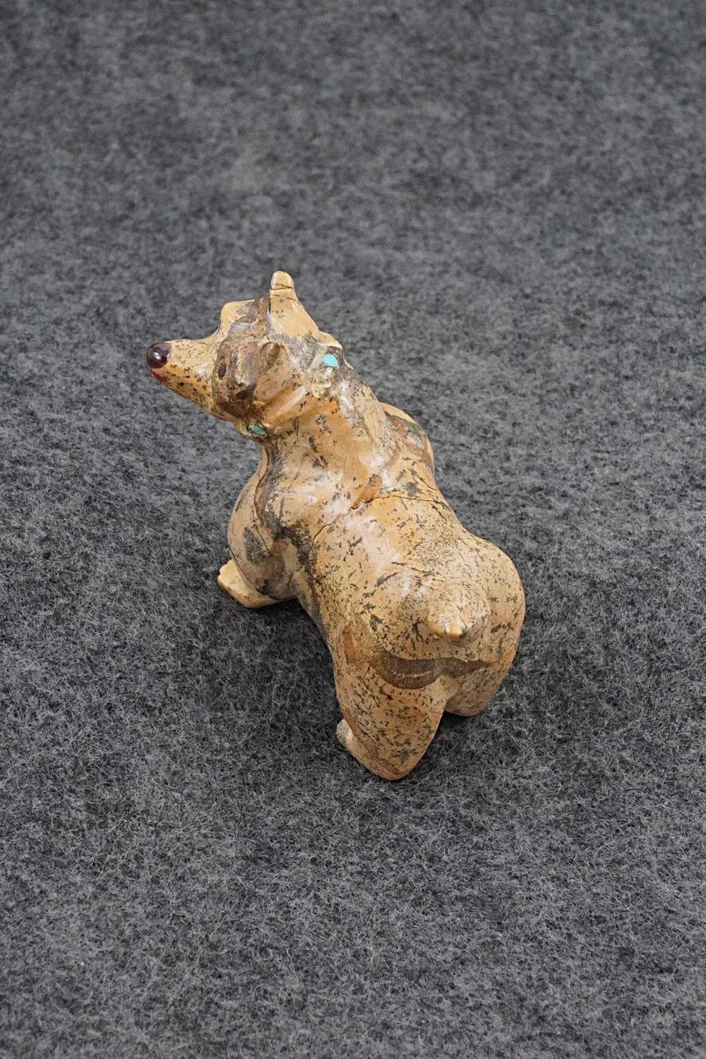 Dog Zuni Fetish Carving - Freddie Leekya