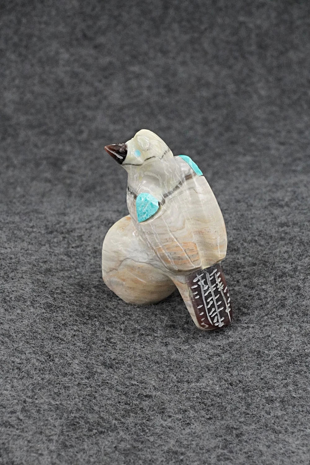 Bird Zuni Fetish Carving - Freddie Leekya