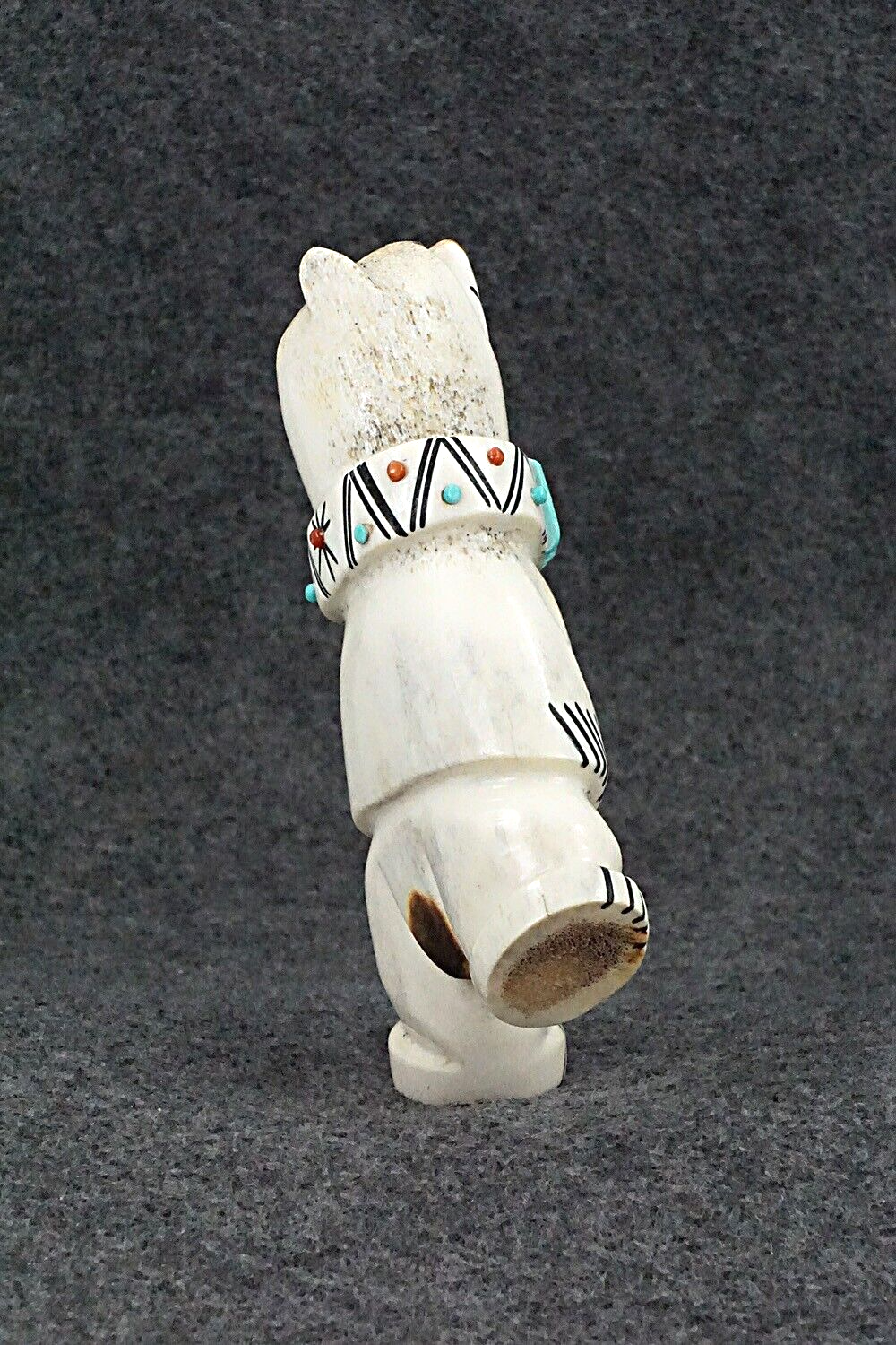 Bear Zuni Fetish Carving - Claudia Peina