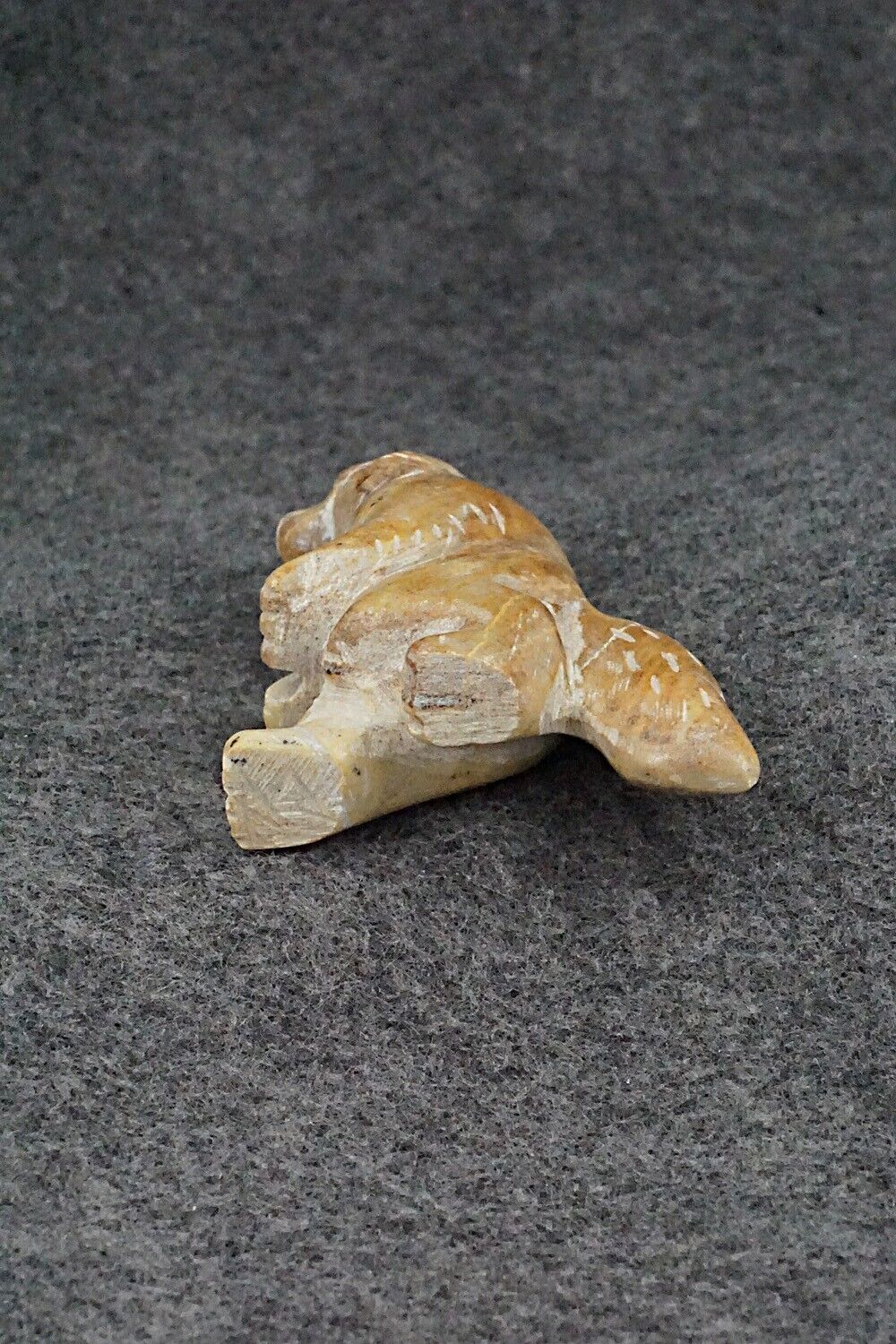 Wolf Zuni Fetish Carving - Cody Nastacio