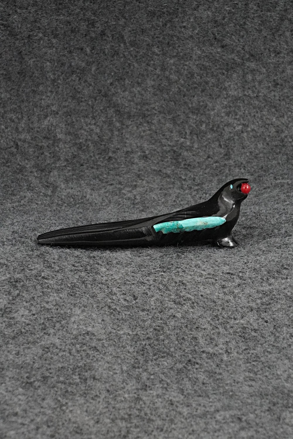 Crow Zuni Fetish Carving - Calvert Bowanie