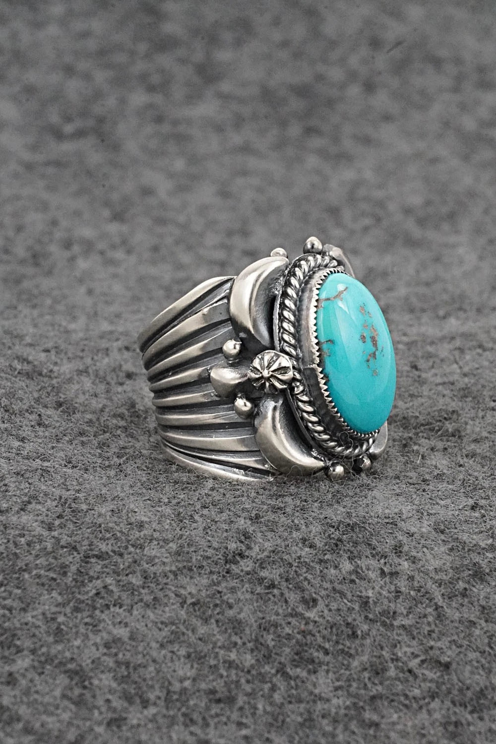 Turquoise & Sterling Silver Ring - Delbert Gordon - Size 7.5