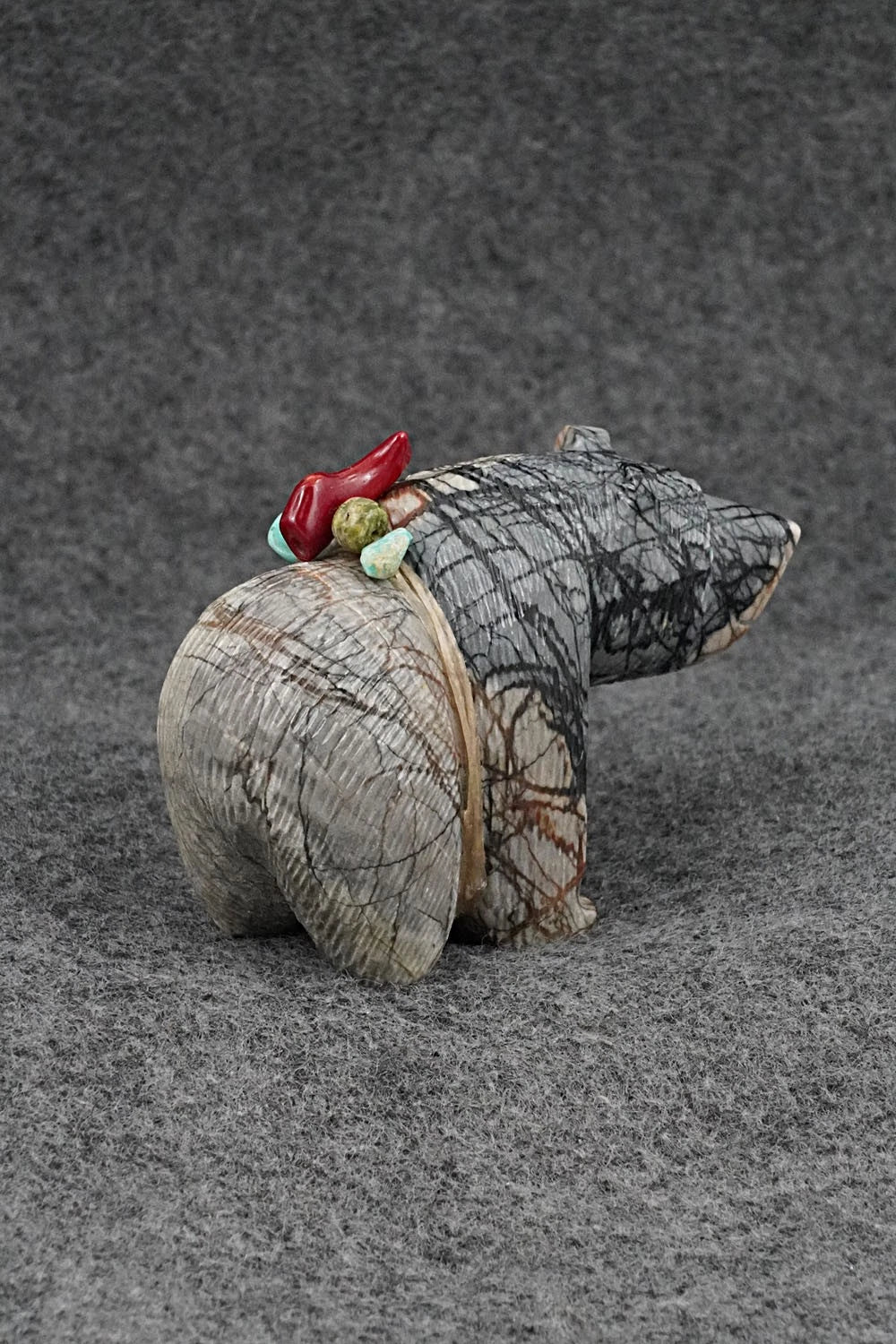 Bear Zuni Fetish Carving - Paulette & Farlan Quam