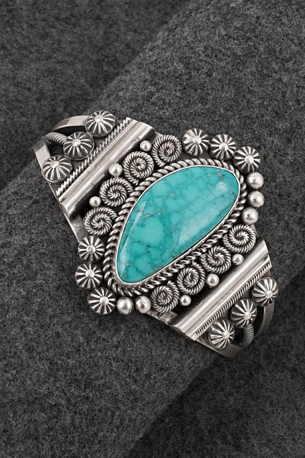 Turquoise & Sterling Silver Bracelet - Rosita Calladitto