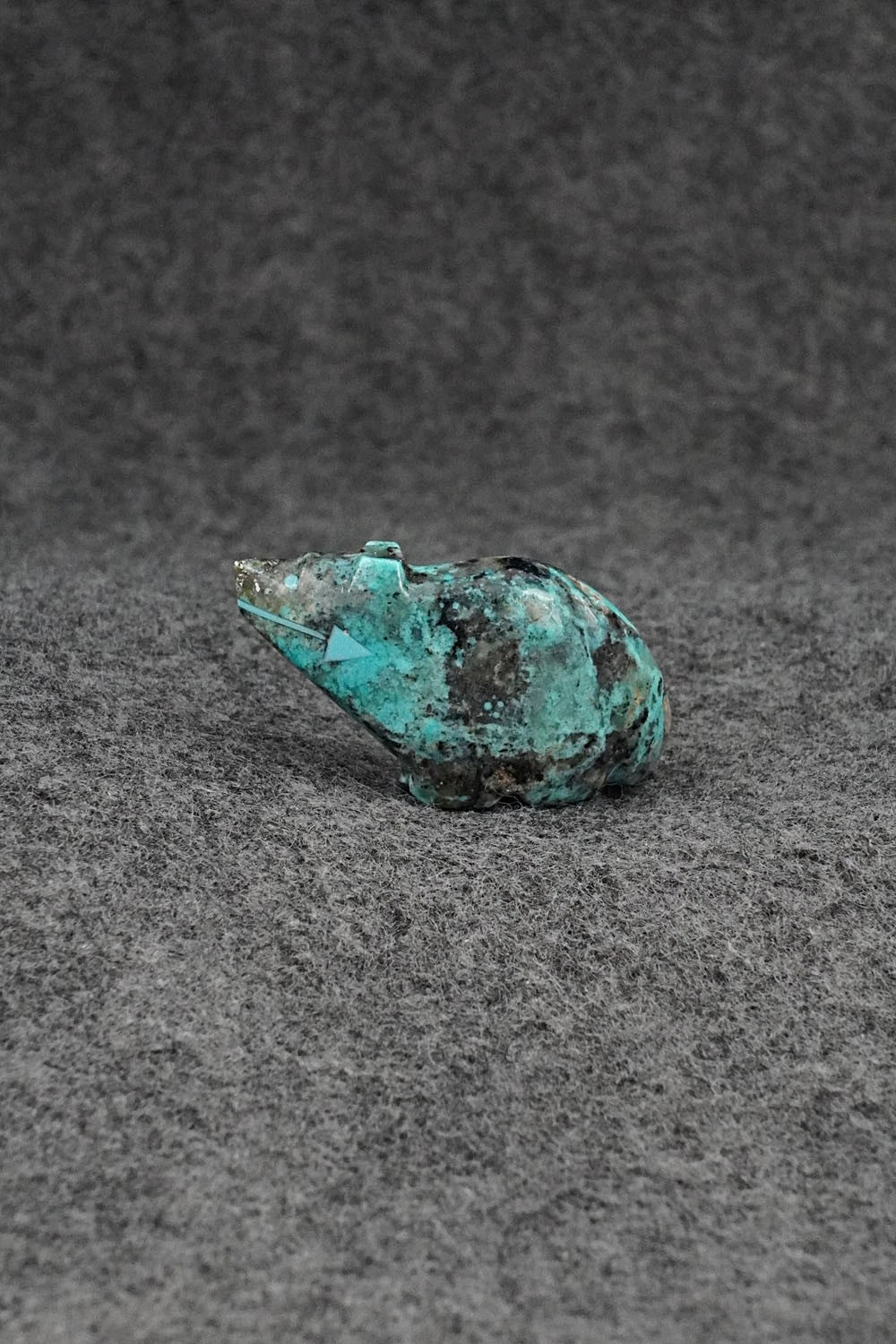 Bear Zuni Fetish Carving - Abby Quam Panteah