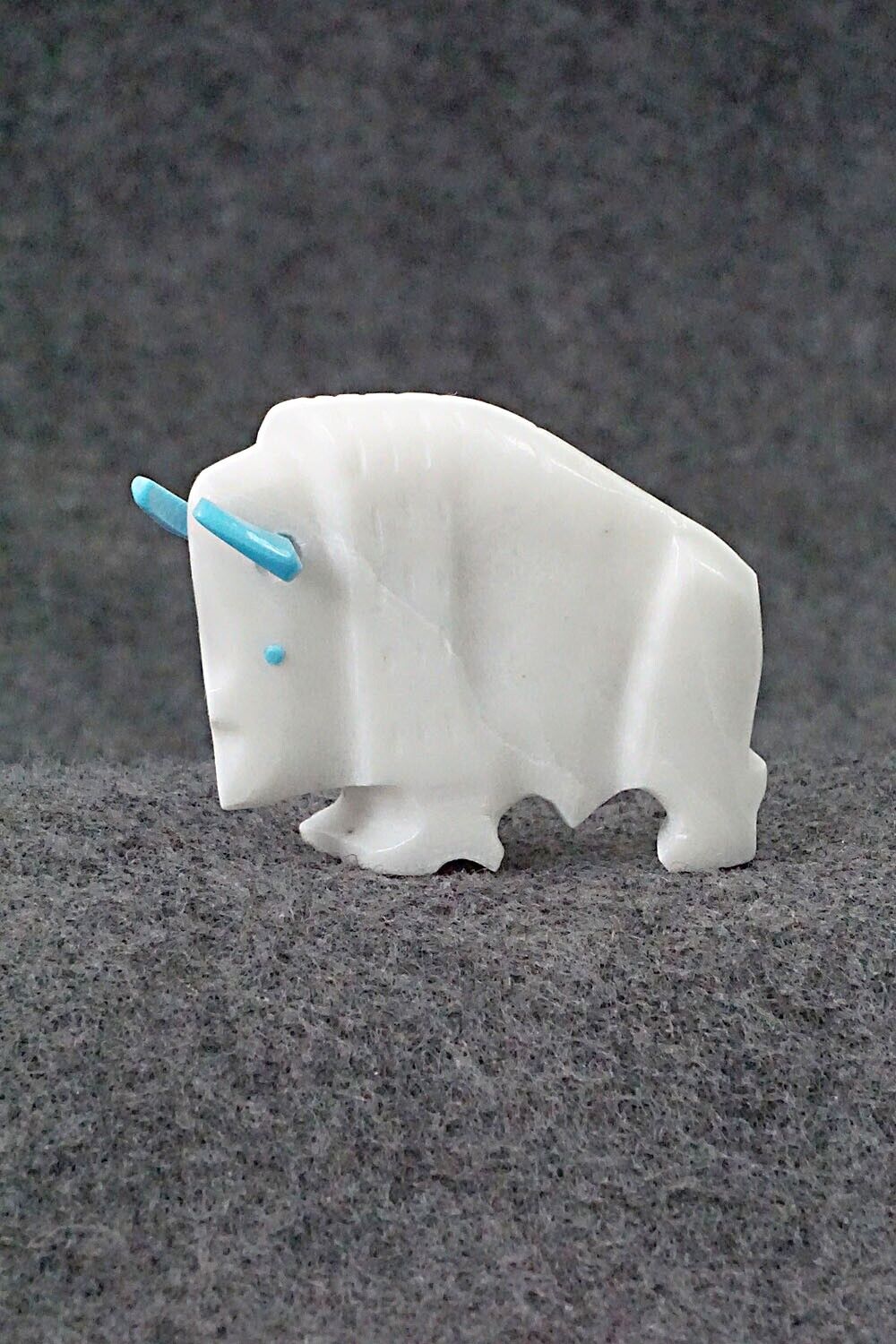 Buffalo Zuni Fetish Carving - Todd Etsate