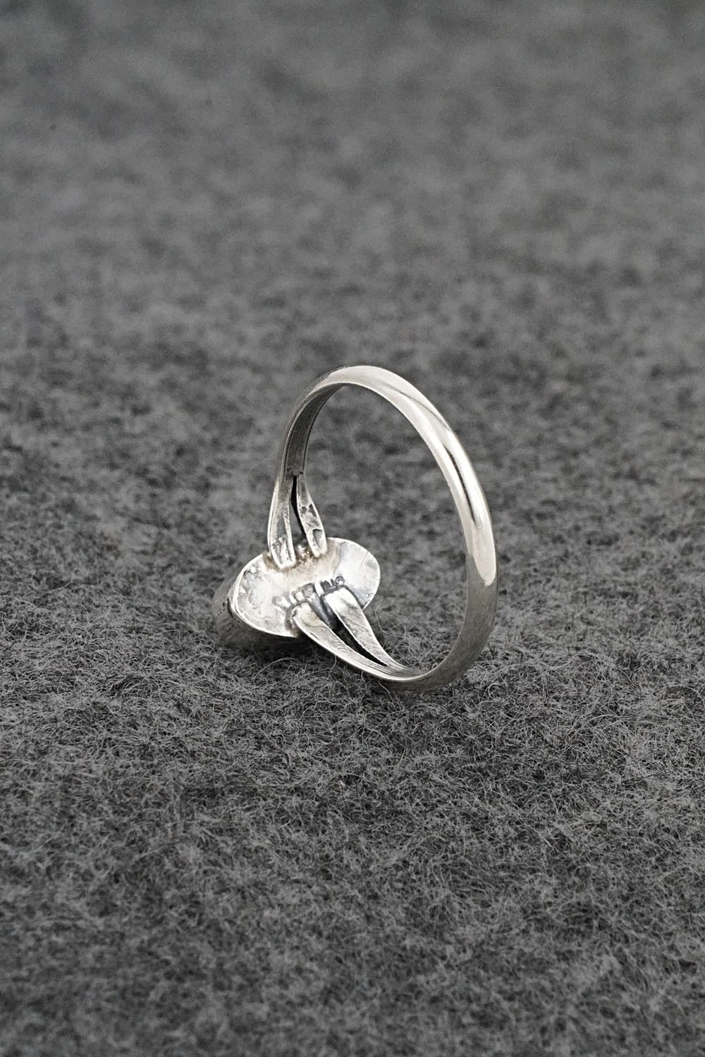 Turquoise & Sterling Silver Ring - Matthew Gordon - Size 6.75