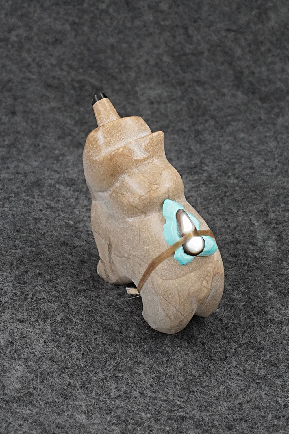 Bear Zuni Fetish Carving - Lyndric Leekya