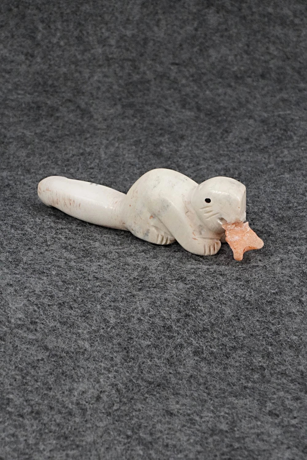 Otter Zuni Fetish Carving - Justin Red Elk