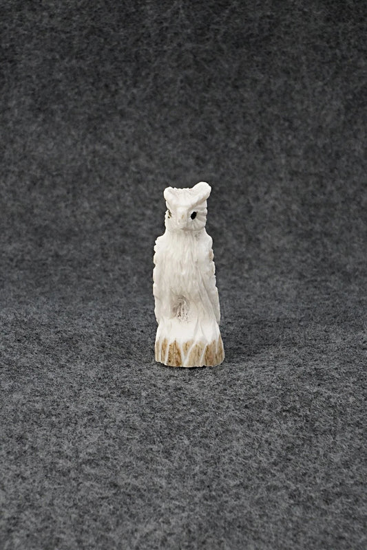 Owl Zuni Fetish Carving - Chris Peina