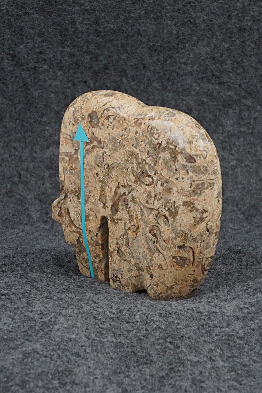 Bear Zuni Fetish Carving - Bernard Laiwakete