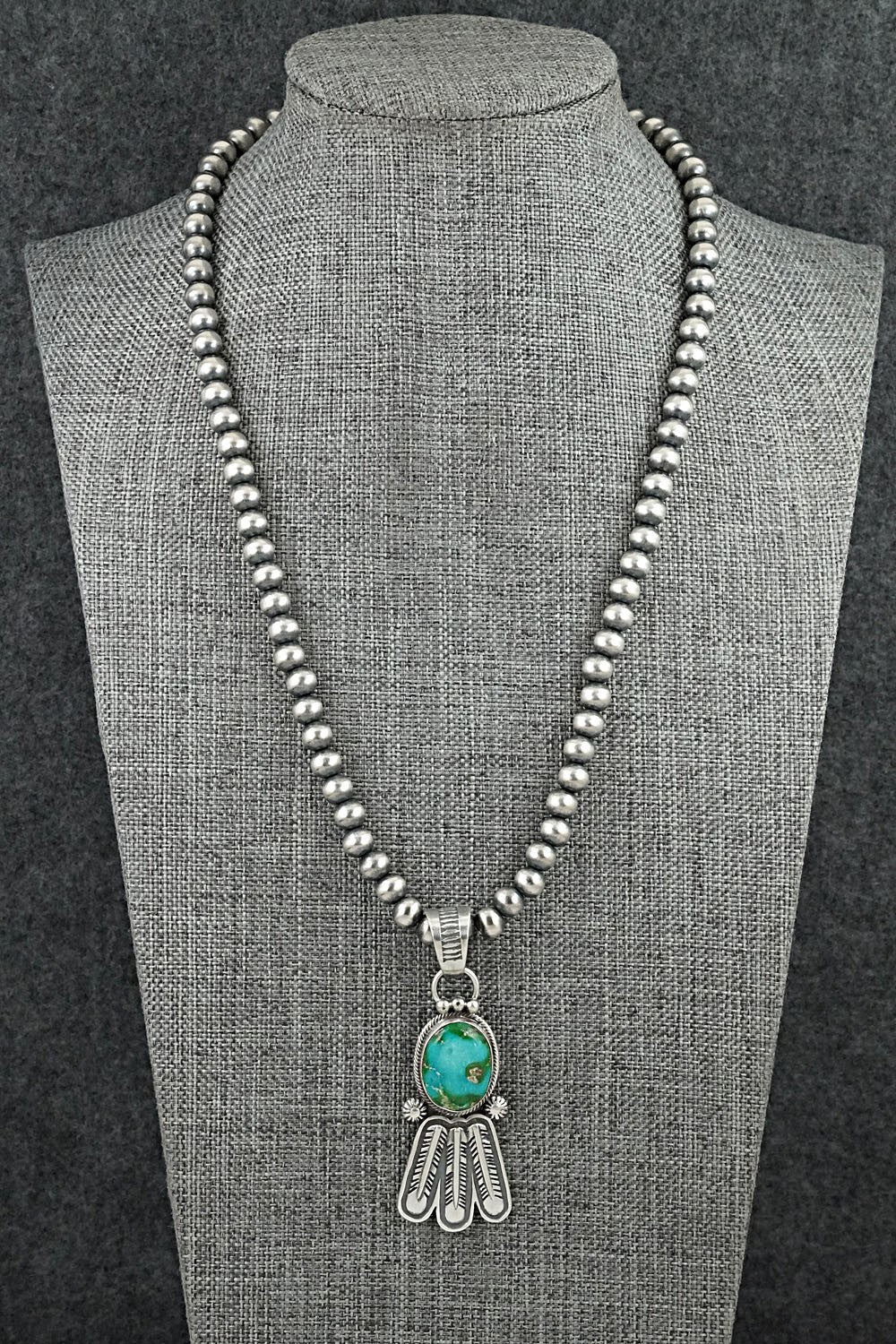 Turquoise & Sterling Silver Necklace - Verley Betone