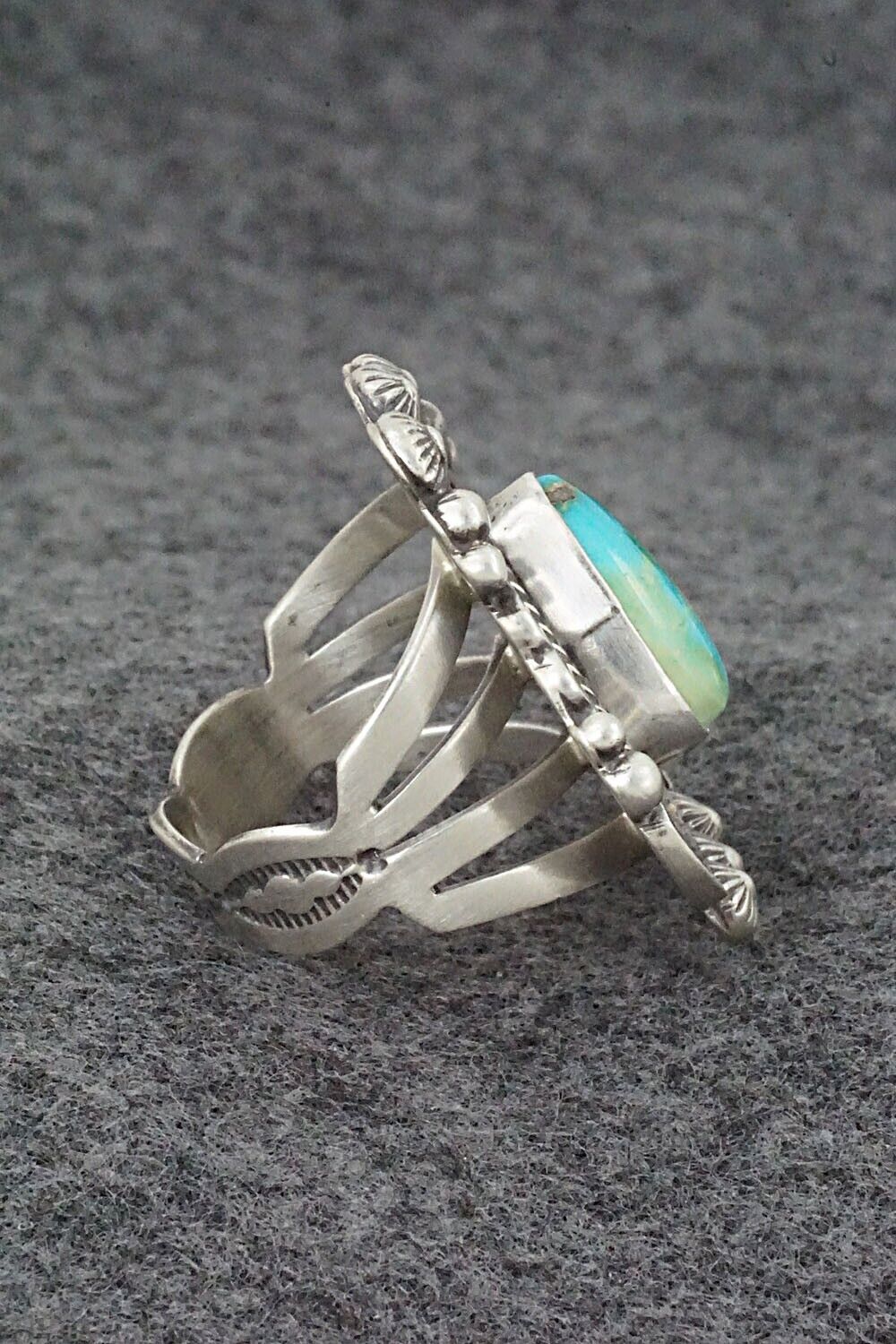 Turquoise & Sterling Silver Ring - Tom Lewis - Size 8.5