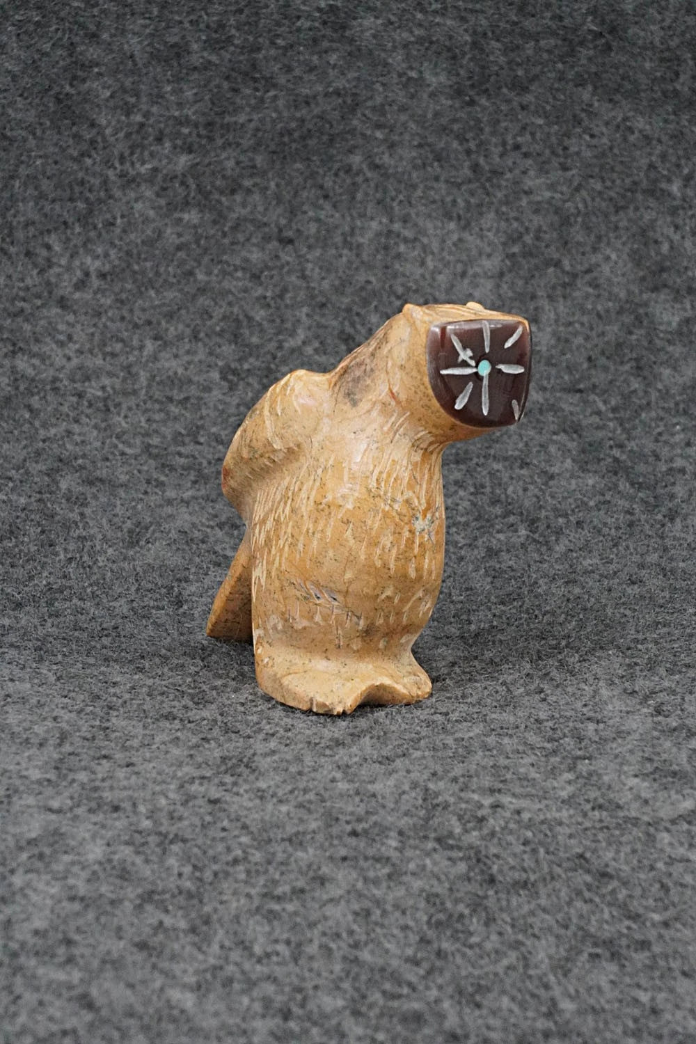 Owl Zuni Fetish Carving - Freddie Leekya