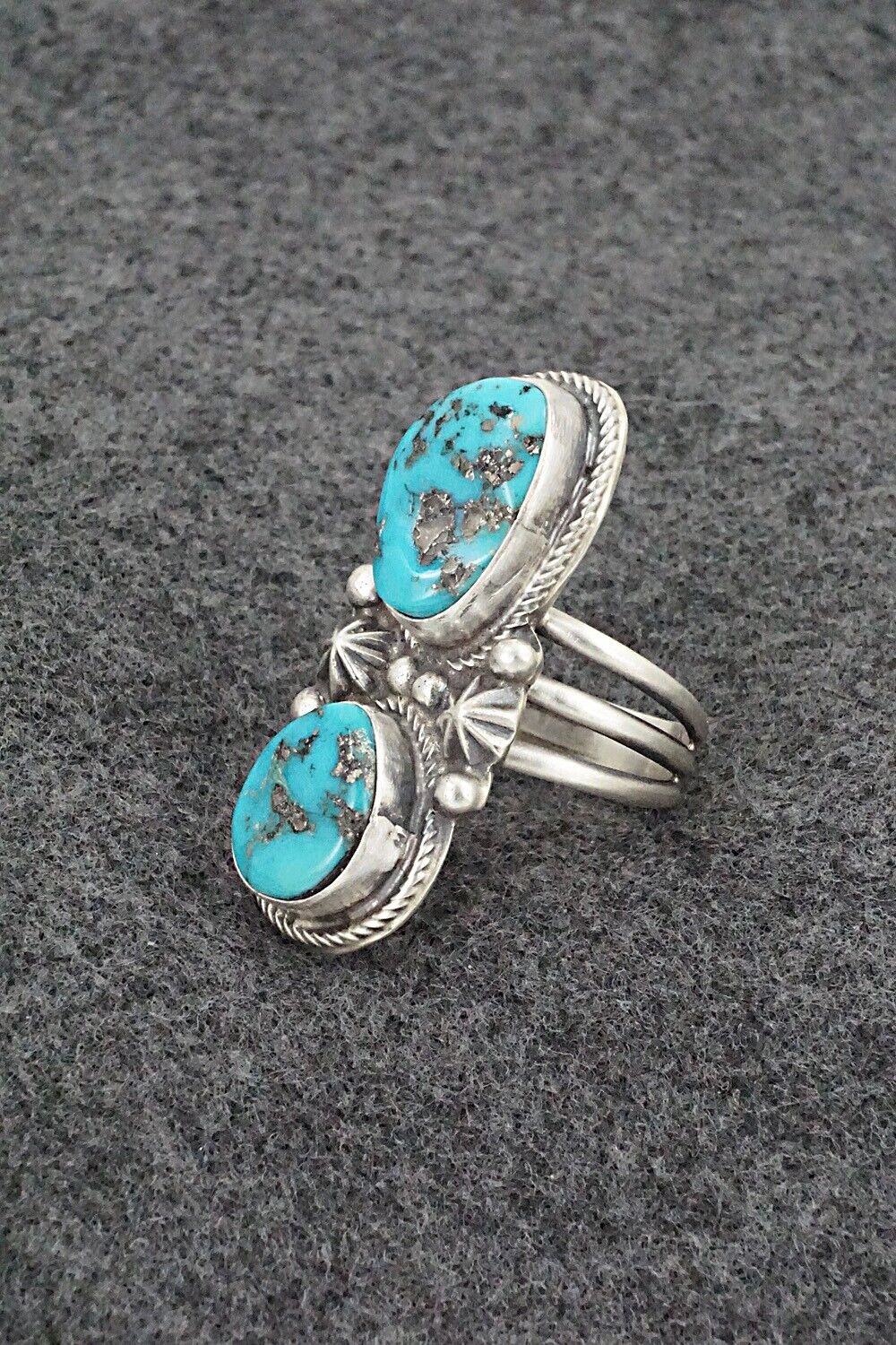 Turquoise & Sterling Silver Ring - Bob Becenti - Size 9