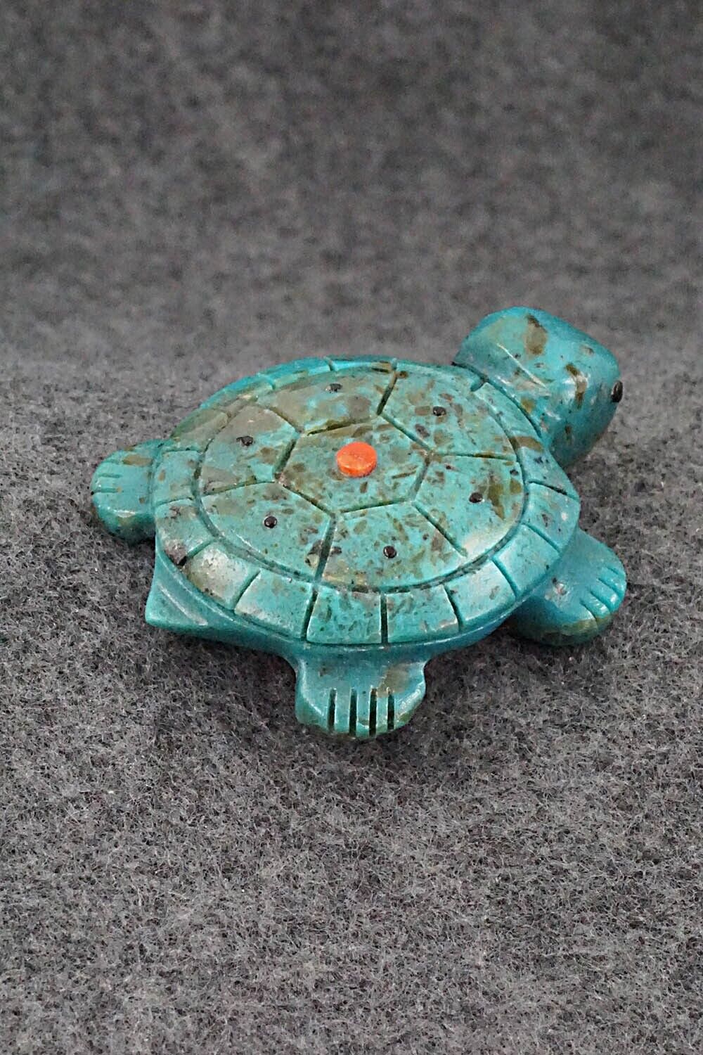 Turtle Zuni Fetish Carving - Reynold Lunasee