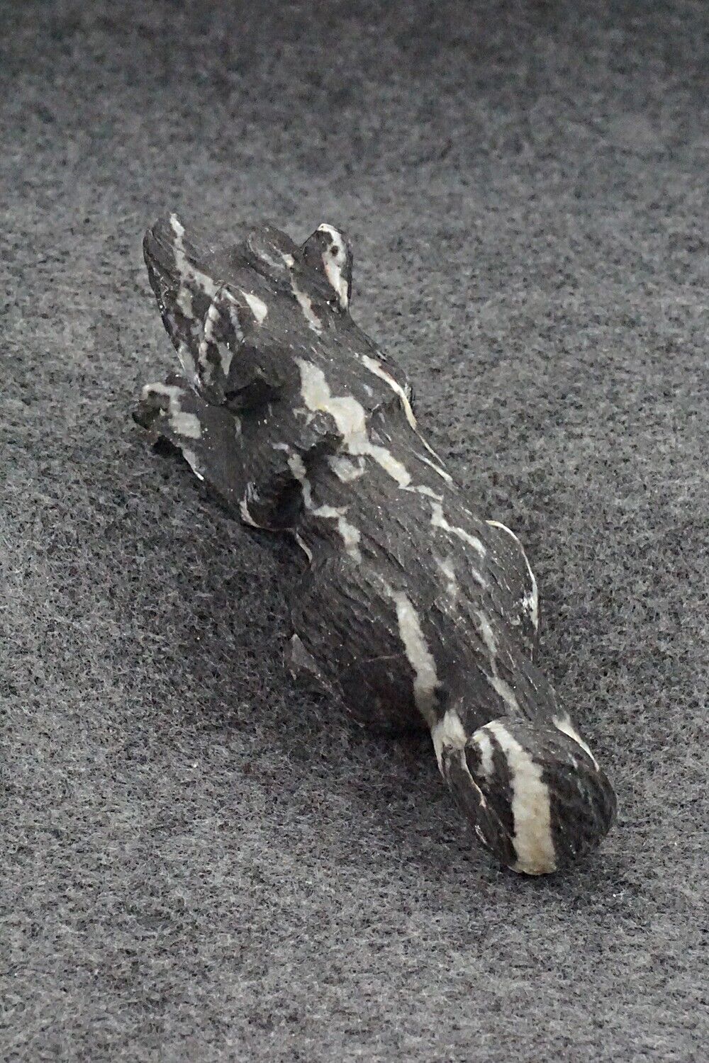 Wolf Zuni Fetish Carving - Tony Mackel