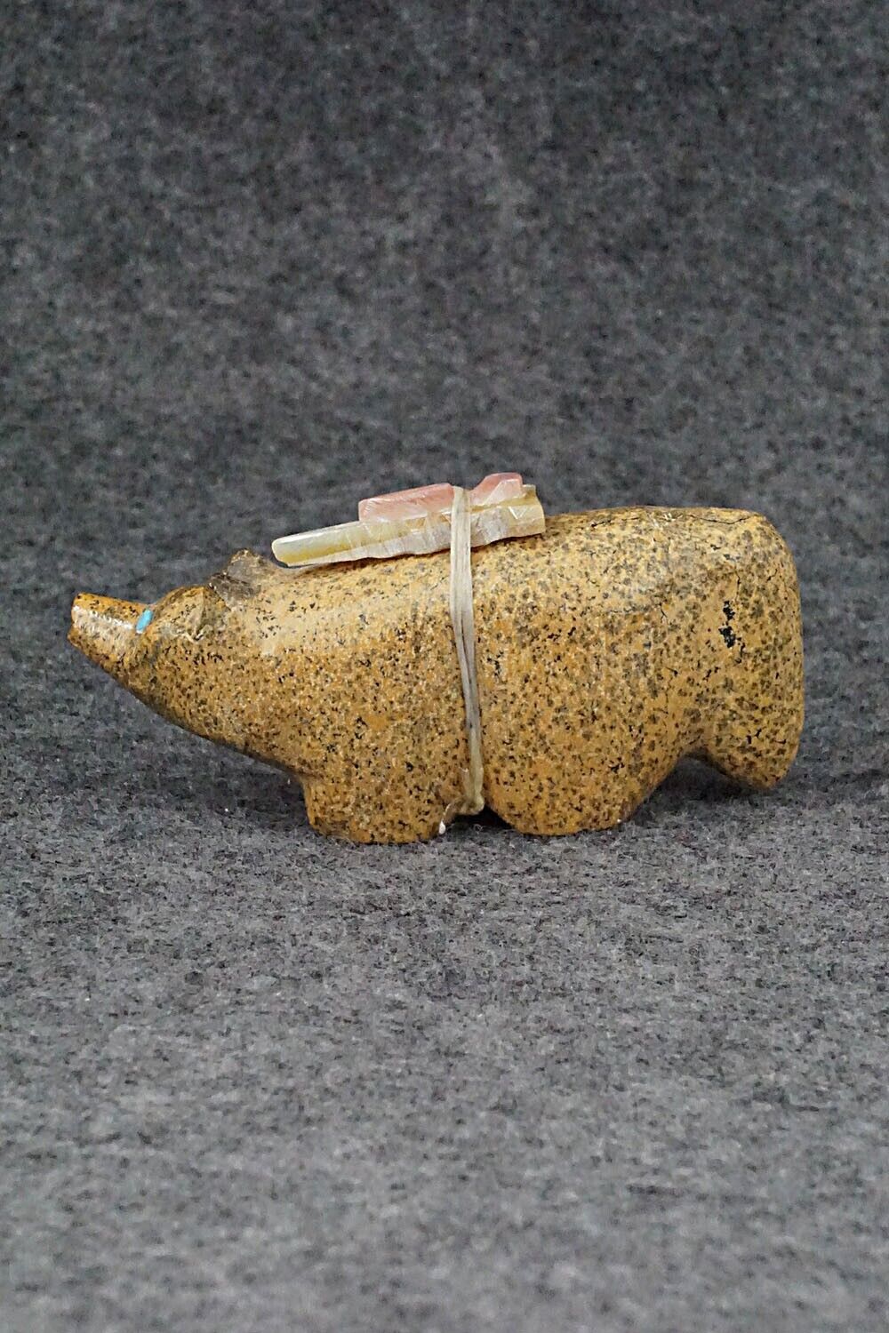 Wolf Zuni Fetish Carving - Delvin Leekya