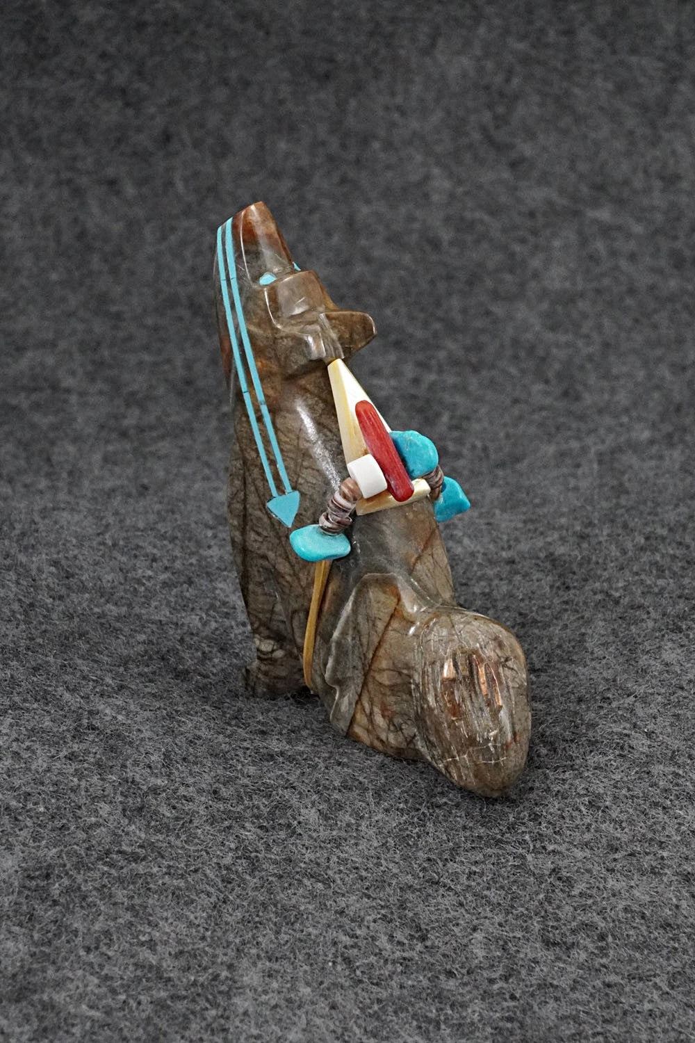 Wolf Zuni Fetish Carving - Rodney Laiwakete