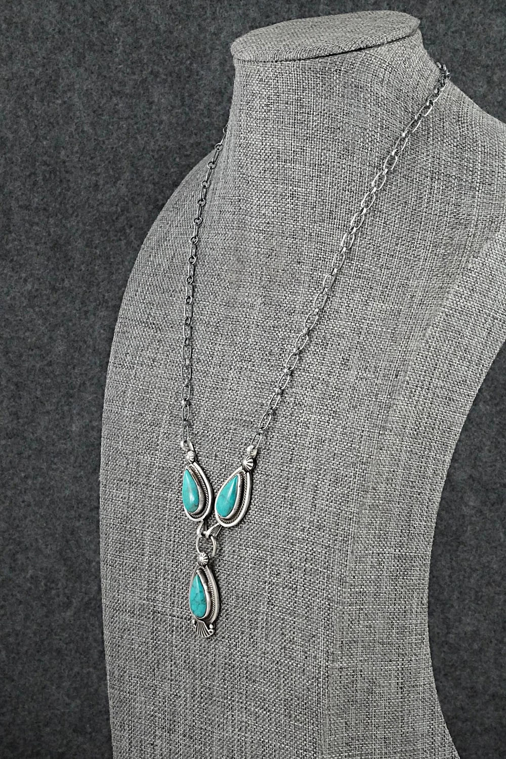 Turquoise & Sterling Silver Necklace - Verley Betone