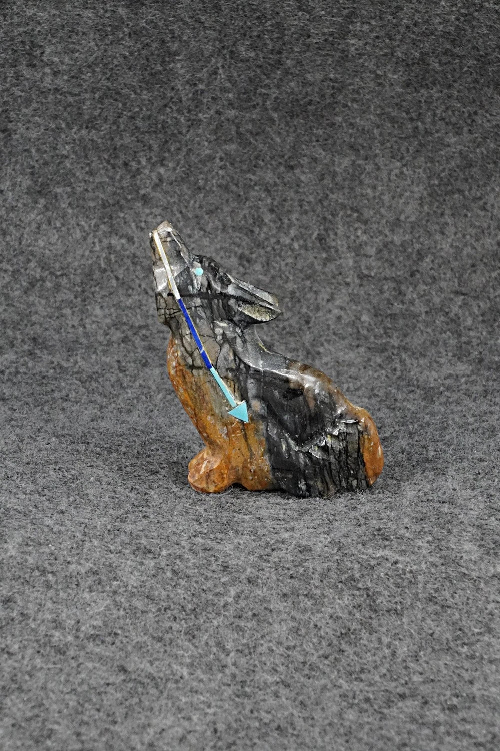 Wolf Zuni Fetish Carving - Andress Jernention