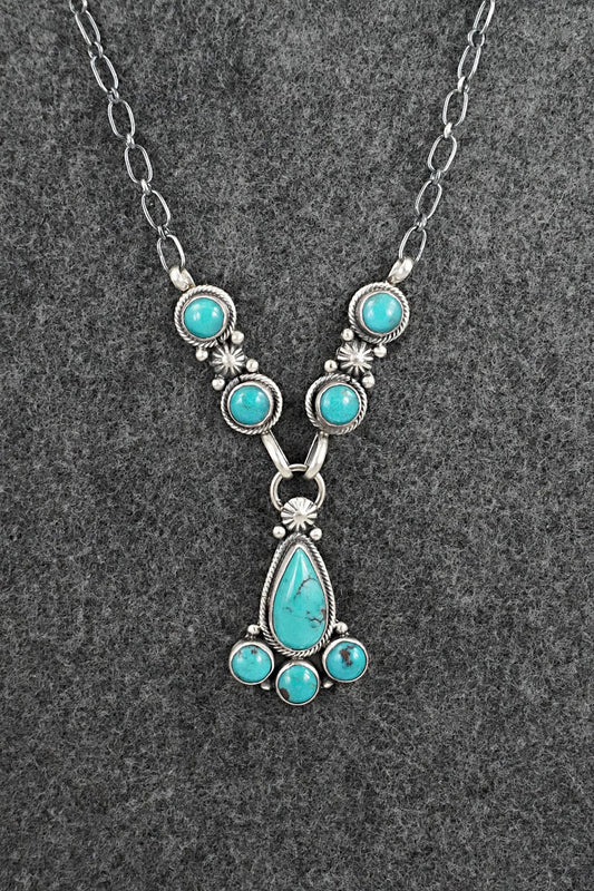 Turquoise & Sterling Silver Necklace - Verley Betone