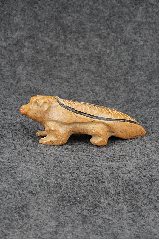 Badger Zuni Fetish Carving - Freddie Leekya