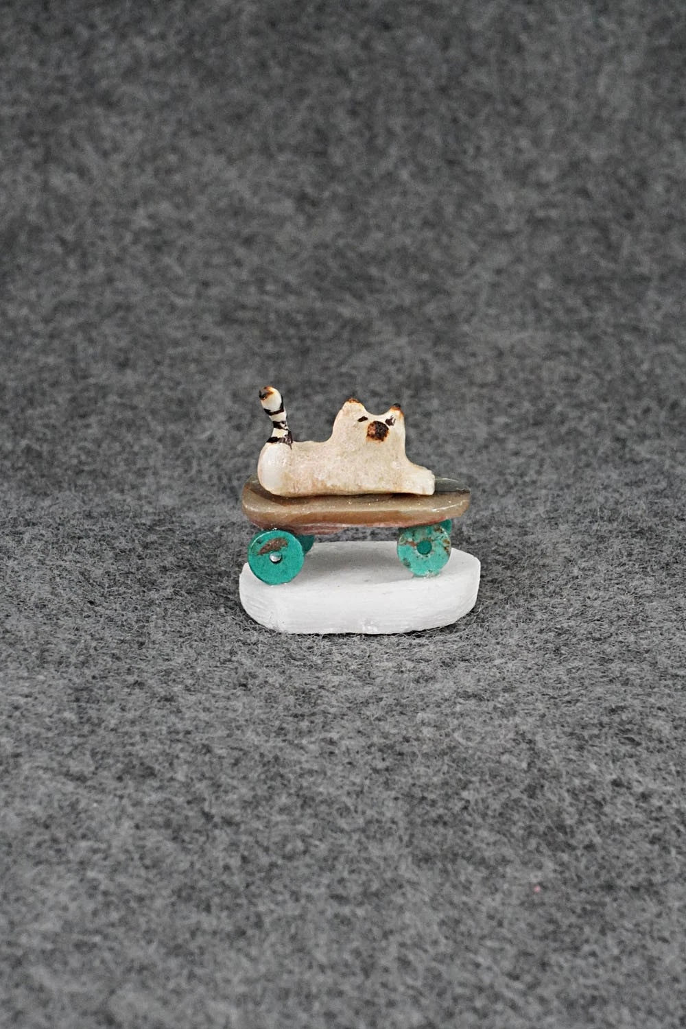 Raccoon Zuni Fetish Carving - Ruben Najera