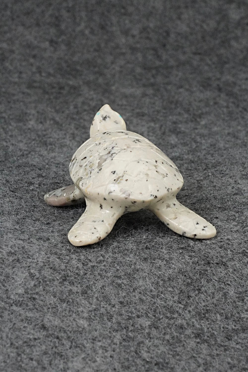 Turtle Zuni Fetish Carving - Joseph Quam