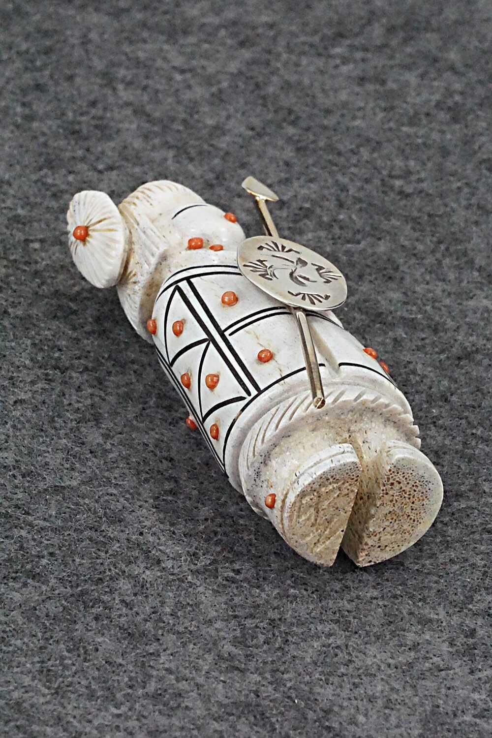 Hunter Zuni Fetish Carving - Claudia Peina