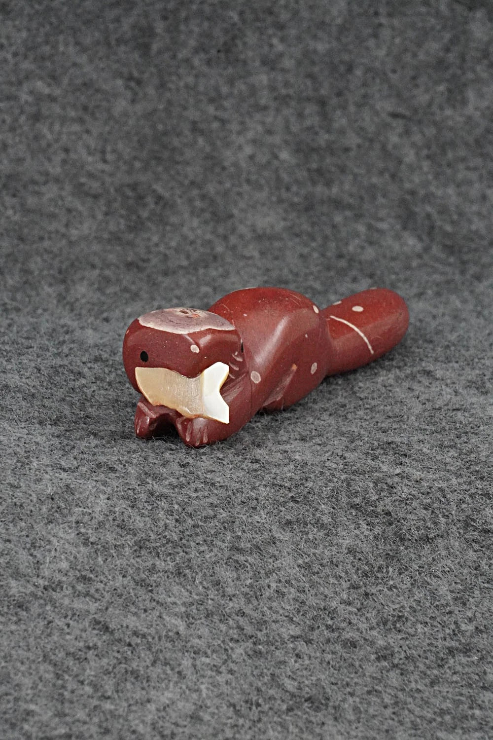 Otter Zuni Fetish Carving - Justin Red Elk