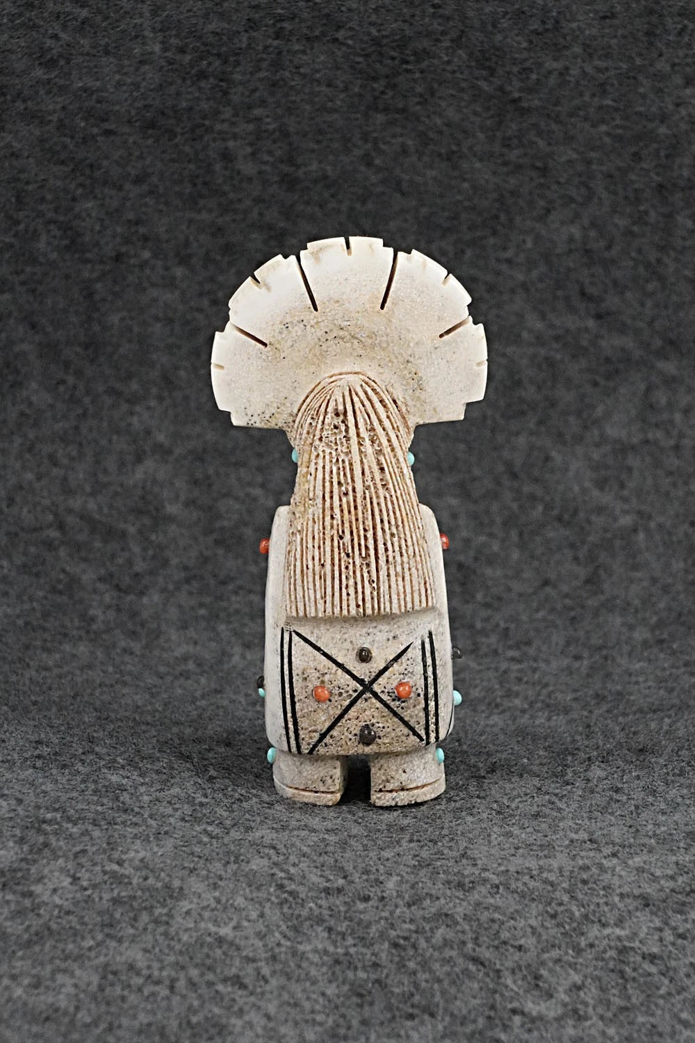 Corn Maiden Zuni Fetish Carving - Claudia Peina