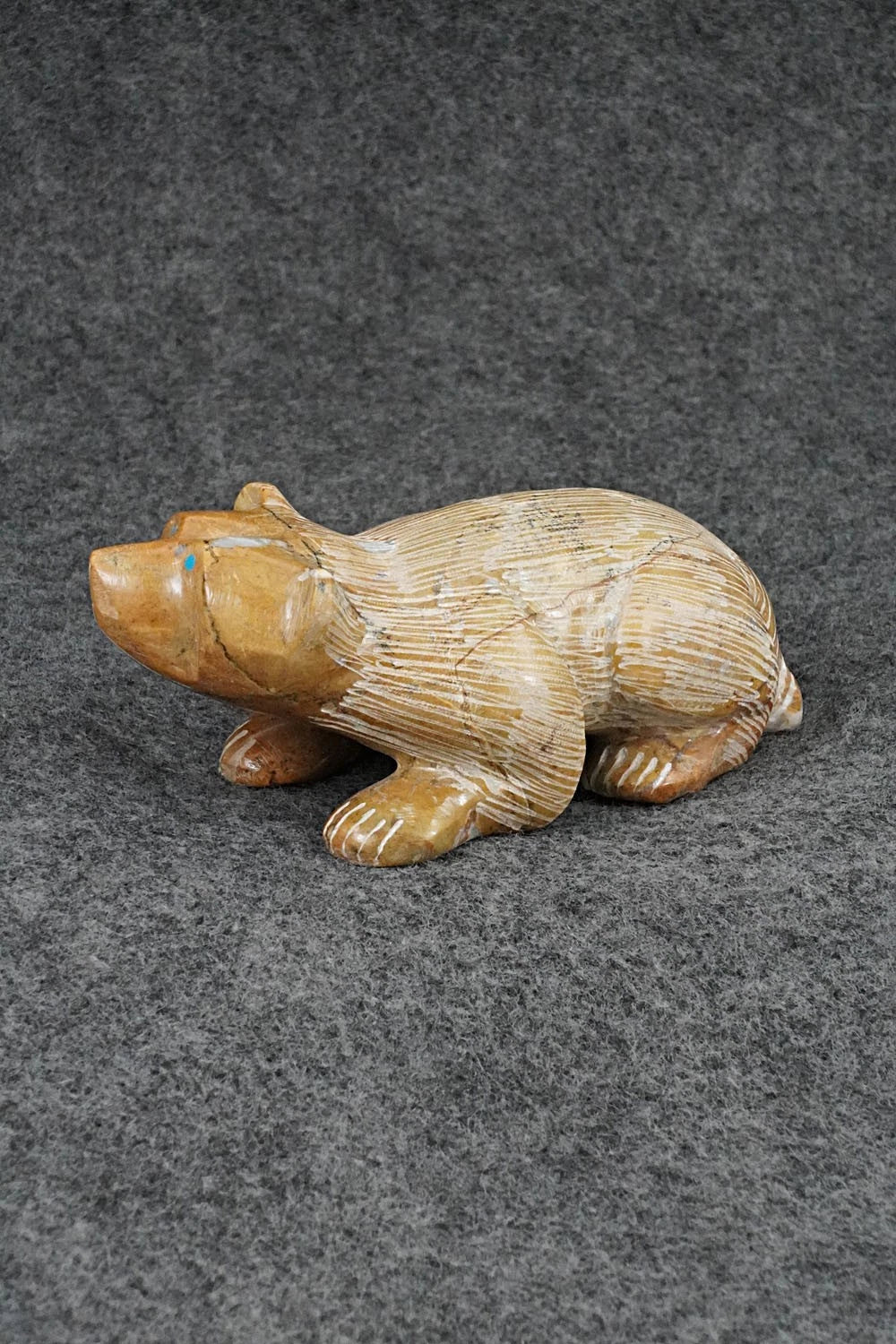 Badger Zuni Fetish Carving - Nelson Yatsattie