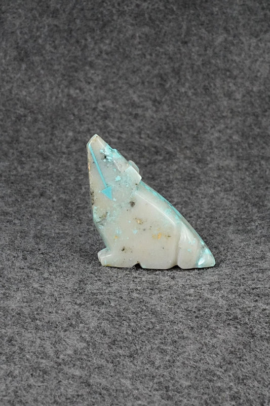 Wolf Zuni Fetish Carving - Abby Panteah Quam