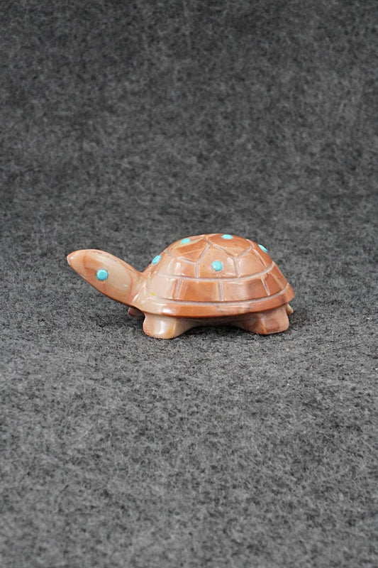 Turtle Zuni Fetish Carving - Ronnie Lunasee