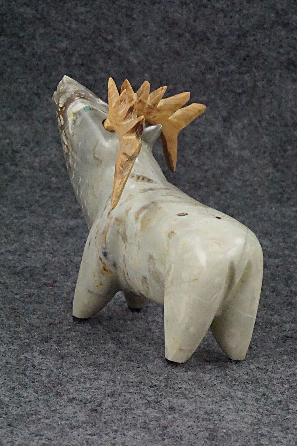 Elk Zuni Fetish Carving - Enrike Leekya