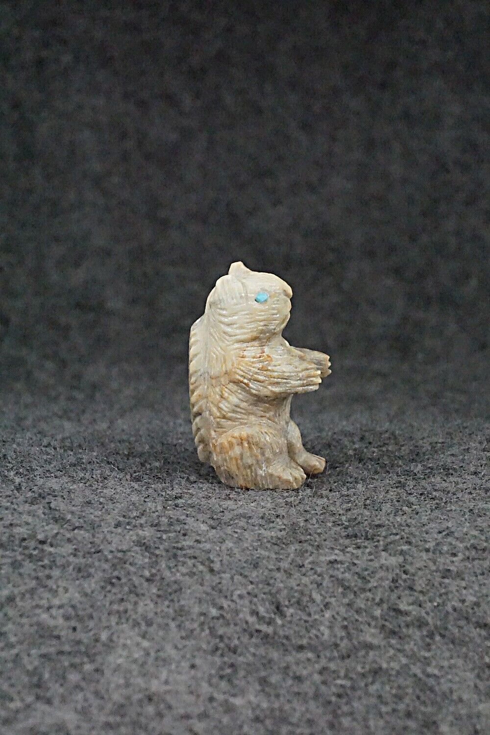 Squirrel Zuni Fetish Carving - Lindsey Cheama