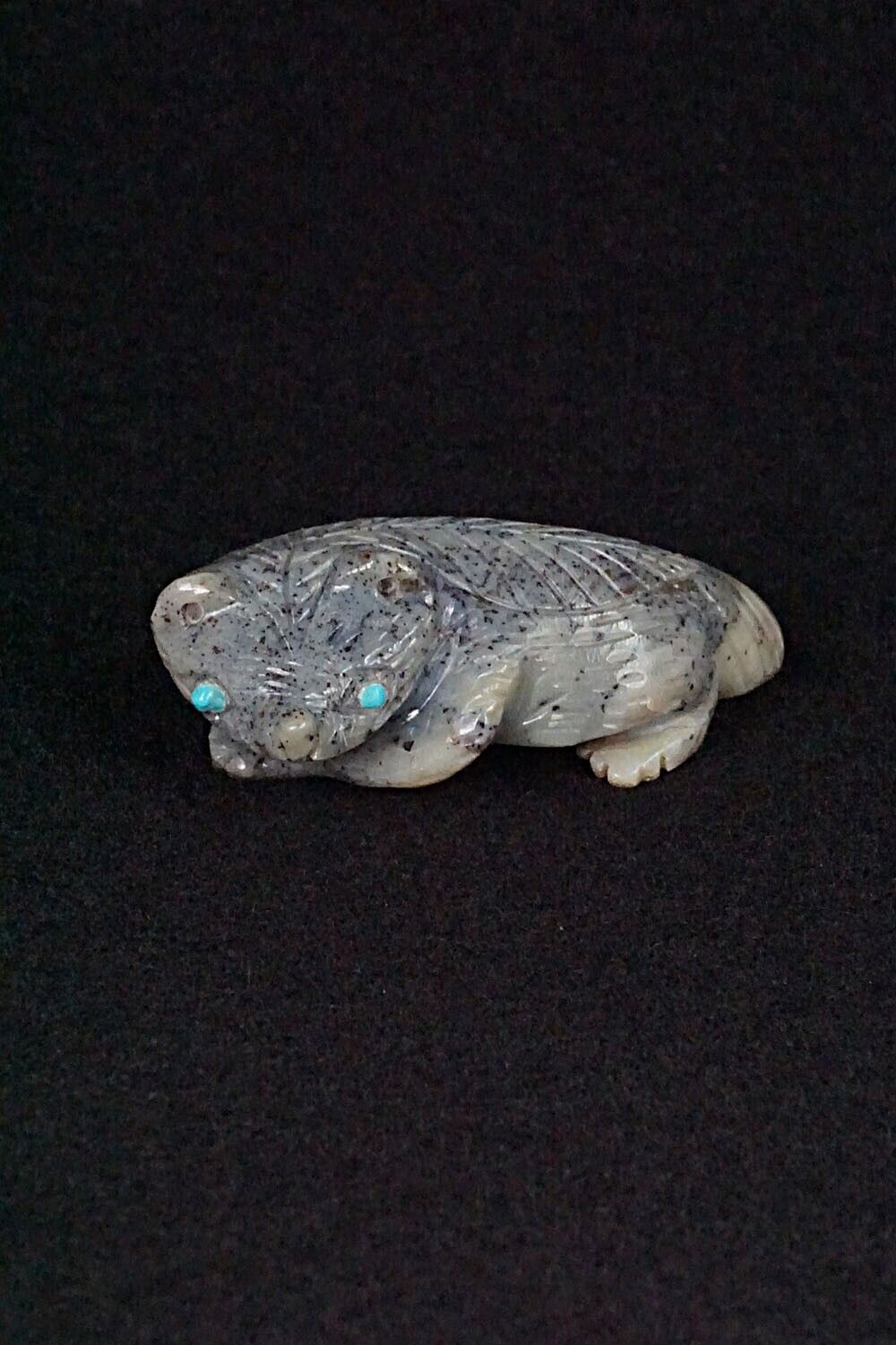 Badger Zuni Fetish Carving - Karen Zunie