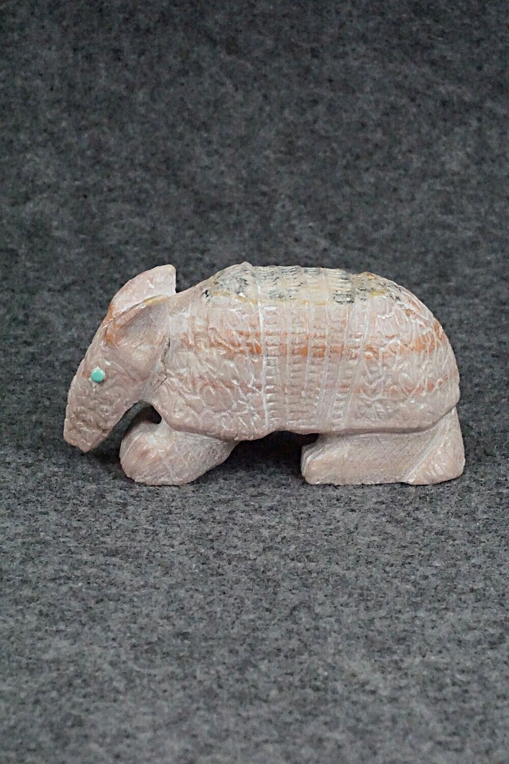 Armadillo Zuni Fetish Carving - Derrick Kaamasee