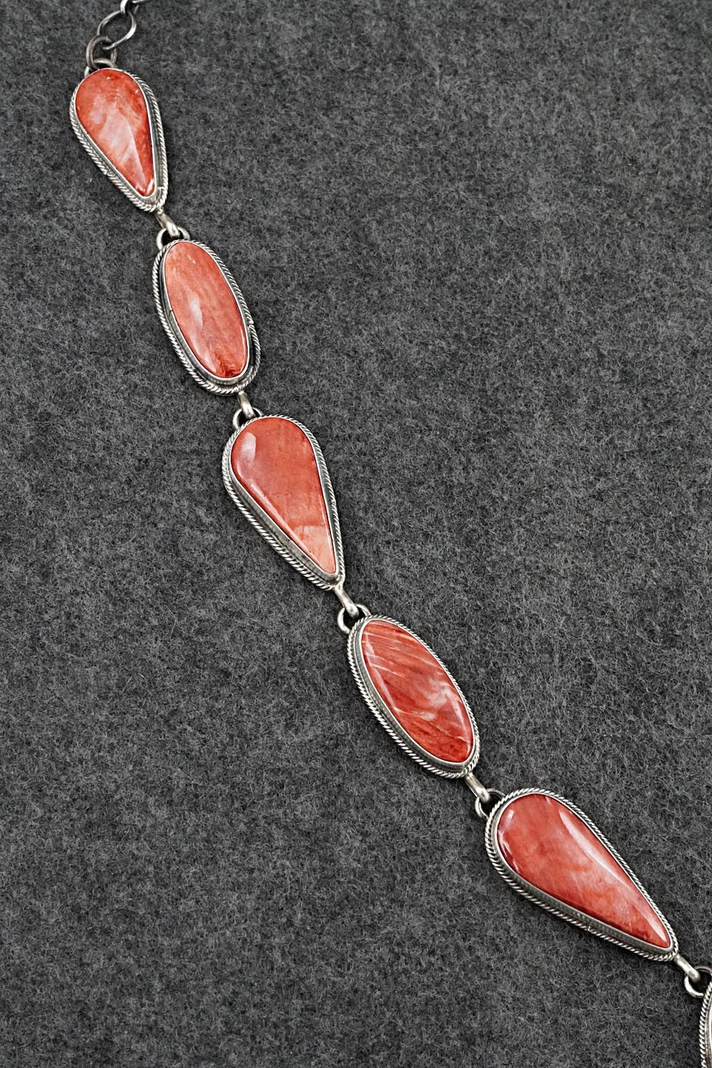 Spiny Oyster & Sterling Silver Necklace and Earrings Set - Paul Livingston