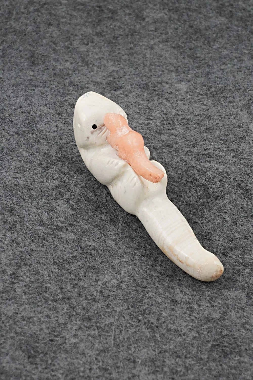 Otter Zuni Fetish Carving - Justin Red Elk