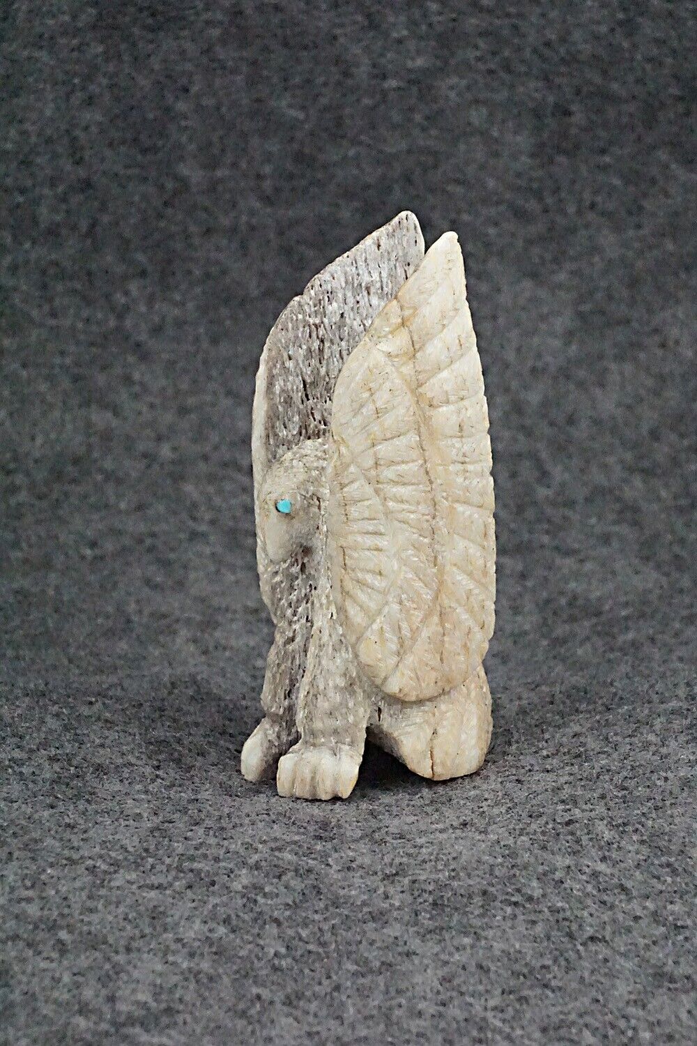 Eagle Zuni Fetish Carving - Herbert Him