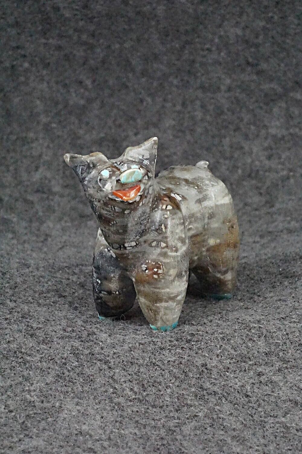 Pig Zuni Fetish Carving - Freddie Leekya