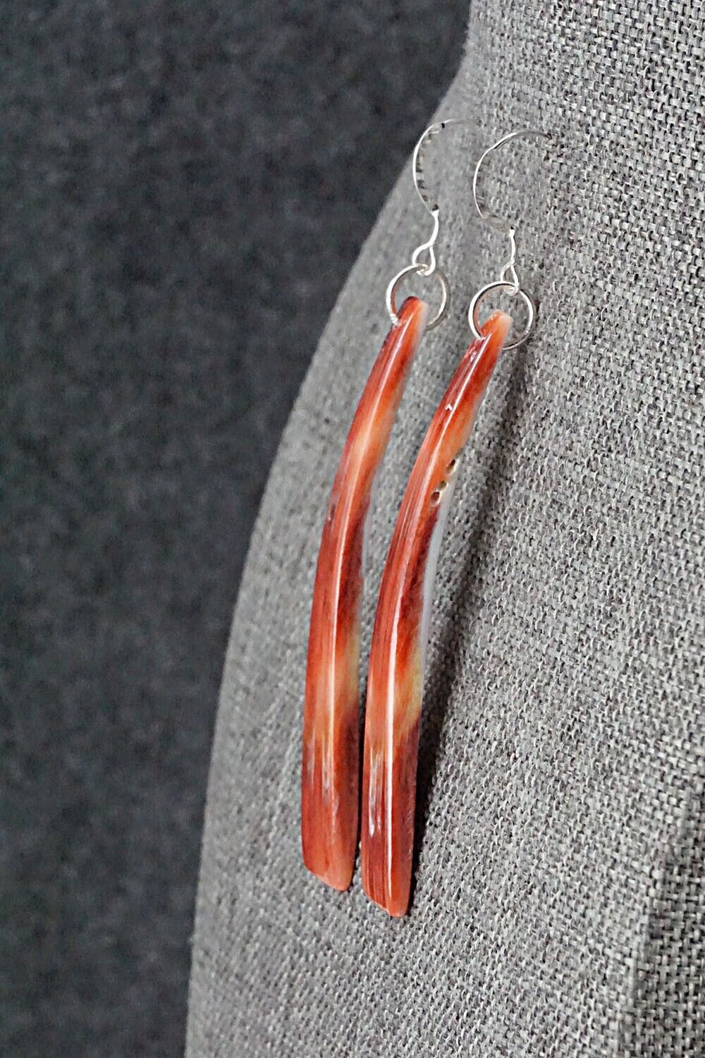 Spiny Oyster & Sterling Silver Earrings - Jesus Espino
